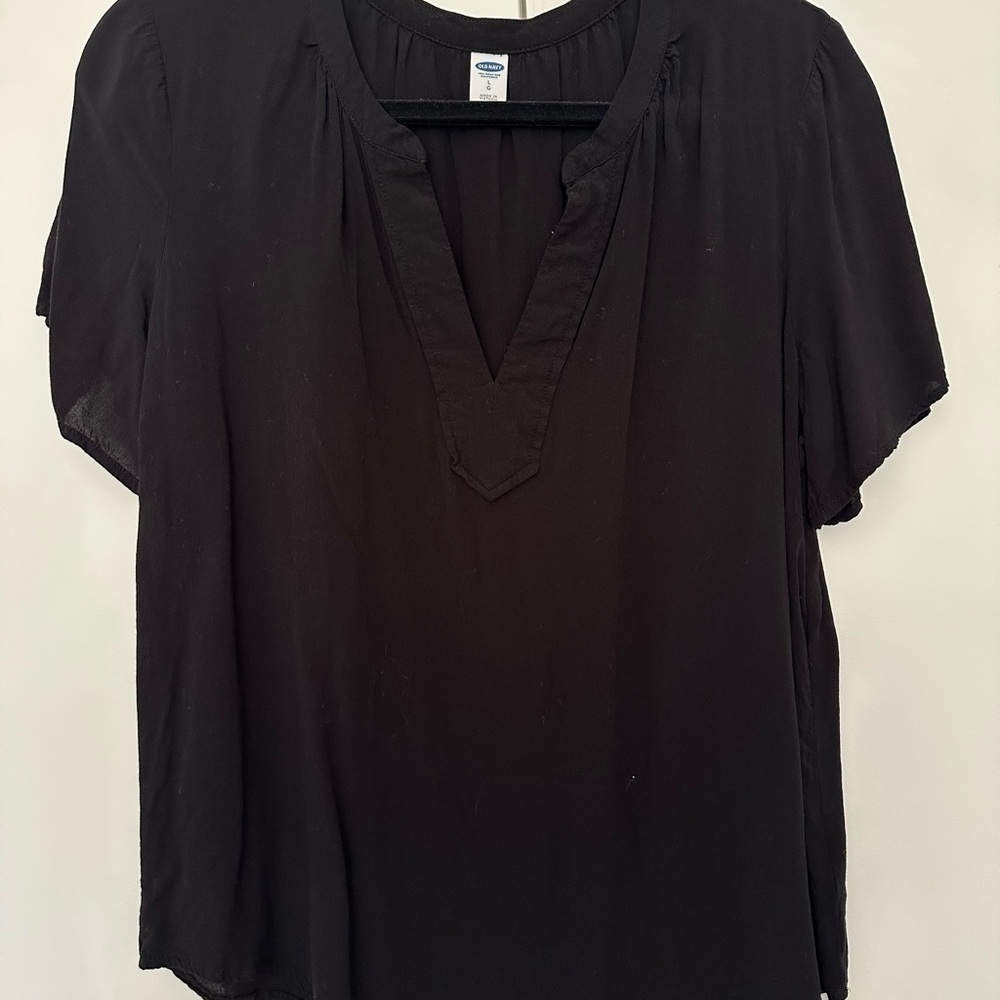 Old Navy Black Women's split neck top